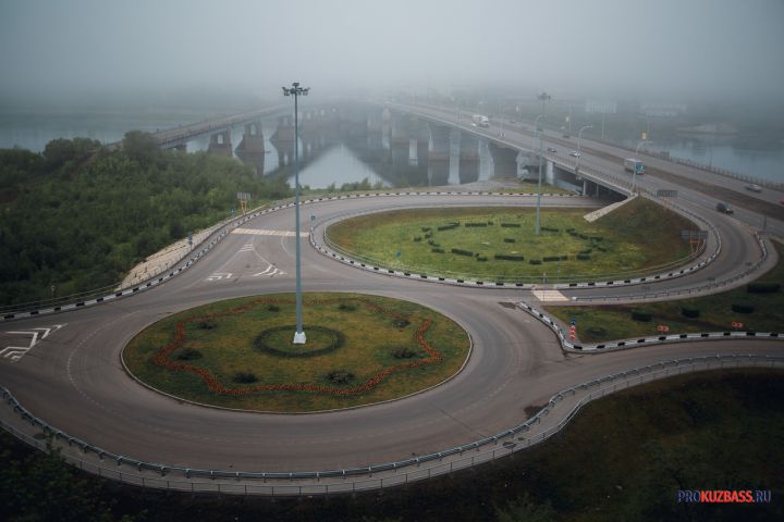 В Кемерове показали редкие ретро-снимки Кузнецкого моста на 19 лет назад