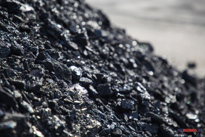 Угольщикам Кузбасса окажут дополнительную поддержку