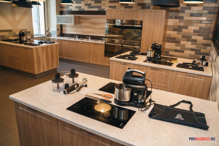 Вытяжка на кухне оказалась под запретом: нарушения приведут к штрафу и конфликтам с соседями