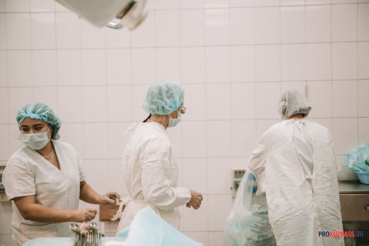 Страховщики раскрыли список медицинских услуг, которые не покрывает ОМС