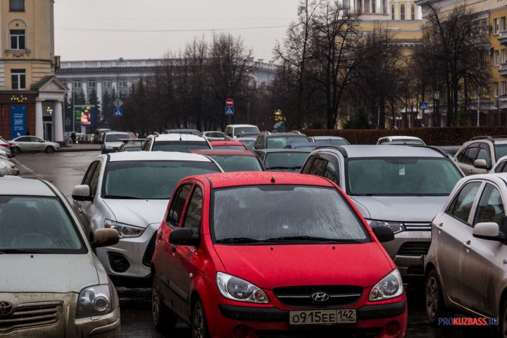 Кузбассовцы ринулись скупать подержанные автомобили