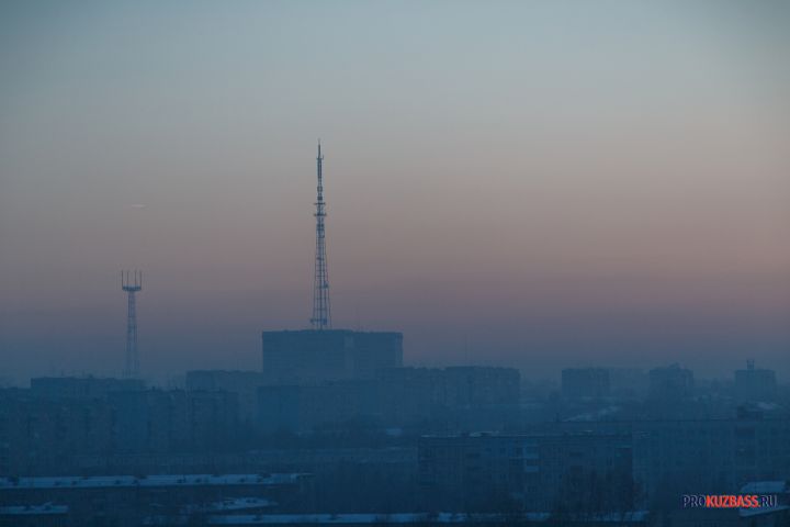 Уровень загрязнённости воздуха в Кемерове превысил отметку «очень вредно»