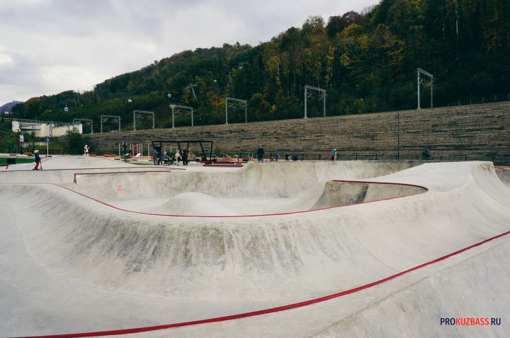 В Кемерове после жалоб горожан отремонтировали скейт-парк на ФПК
