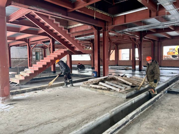 Подрядчик сорвал сроки строительства школы в кузбасском посёлке