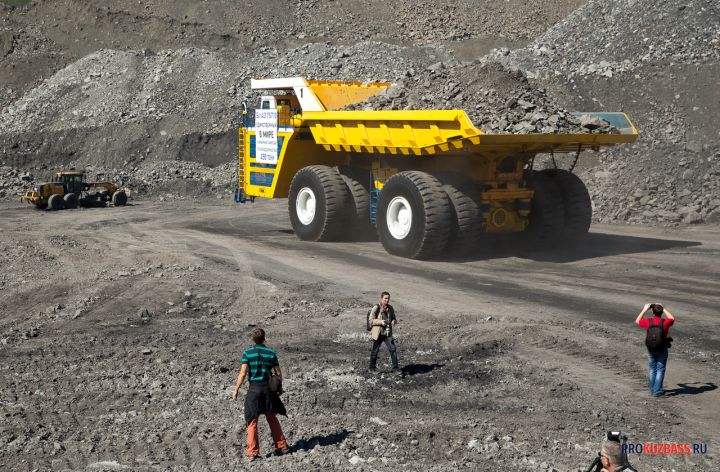 Переход на современные вагоны назван ключевой целью угольной отрасли Кузбасса