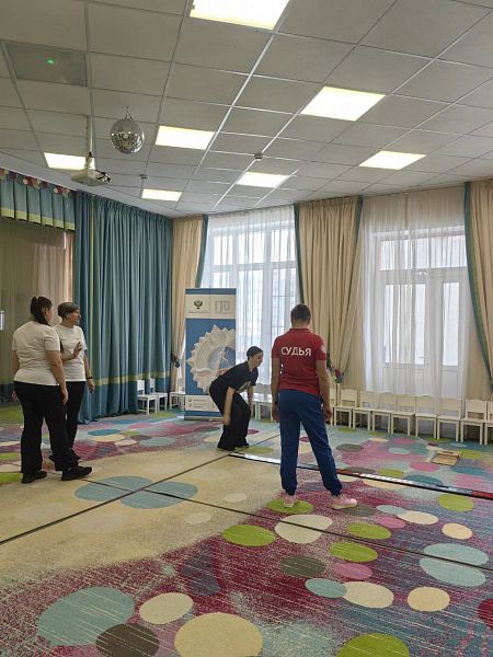 В кемеровских школах и детсадах прошли единые дни ГТО