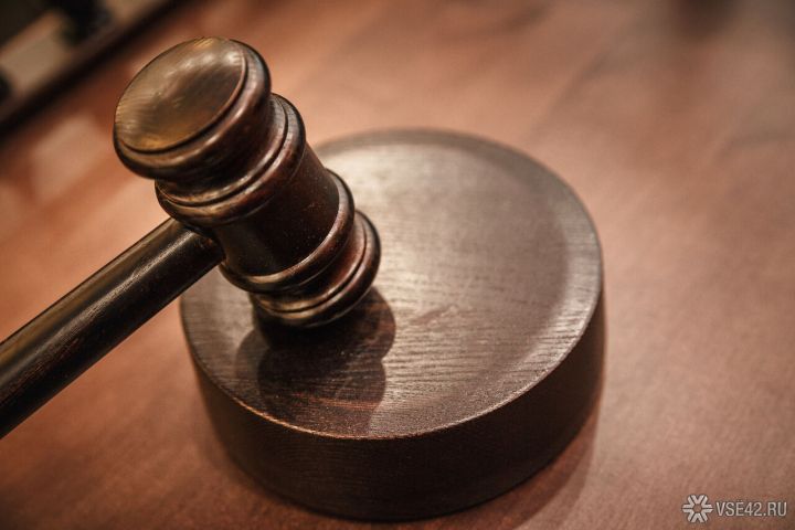 Житель Новокузнецка попал под суд за обман друга 