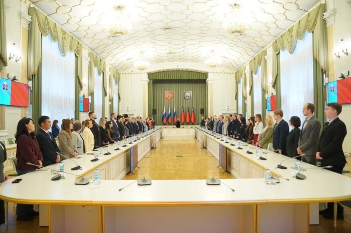 В Кузбассе 35 преподавателей вузов получили областные награды за работу