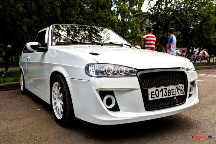 Водителям объяснили, когда промывка двигателя при смене масла действительно оправдана