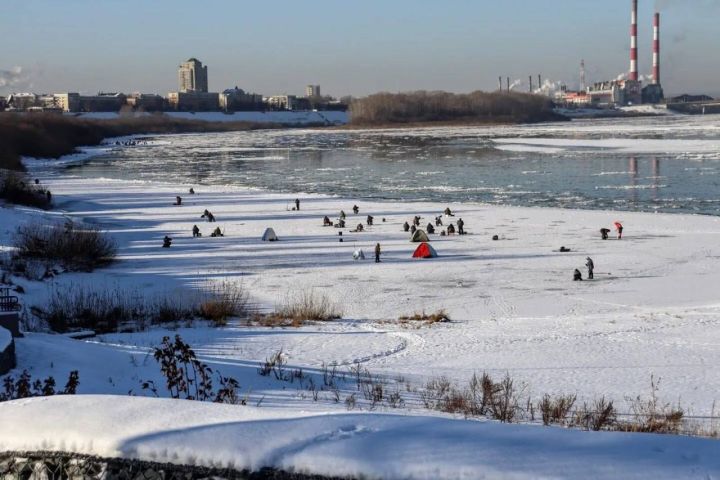 Кемеровские рыбаки продемонстрировали полное отсутствие инстинкта самосохранения