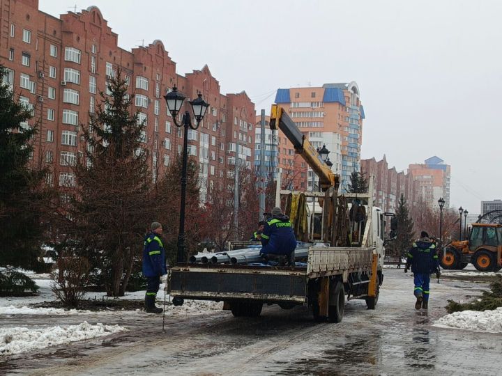 До Нового года сквер Ермакова в Новокузнецке изменится неузнаваемо