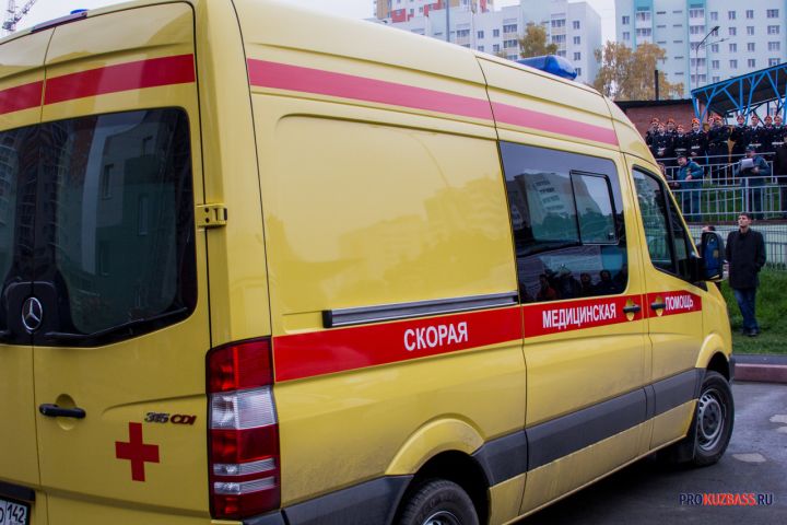 За сутки в Кузбассе спасатели привлекались к ликвидации последствий 12 ДТП