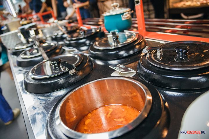 Опубликованы популярные варианты горячих блюд для семейного стола 