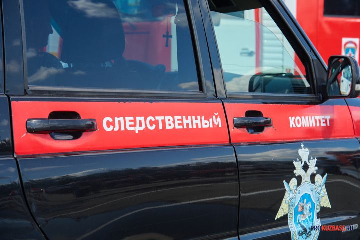 СК начал проверку по факту гибели человека при пожаре в новокузнецком общежитии