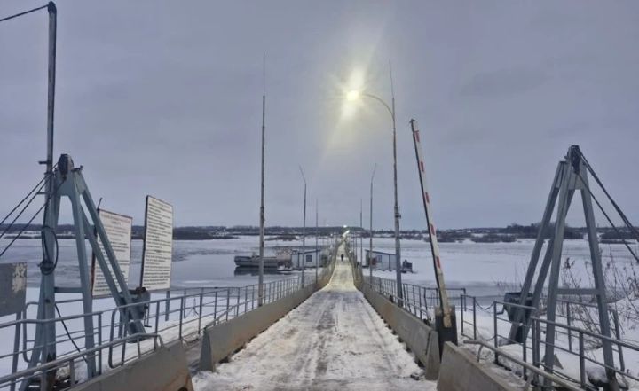 В Юрге открылся пешеходный понтонный мост через реку Томь