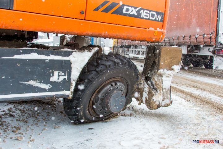 Главы Кемерова и Новокузнецка экстренно обратились к коммунальщикам