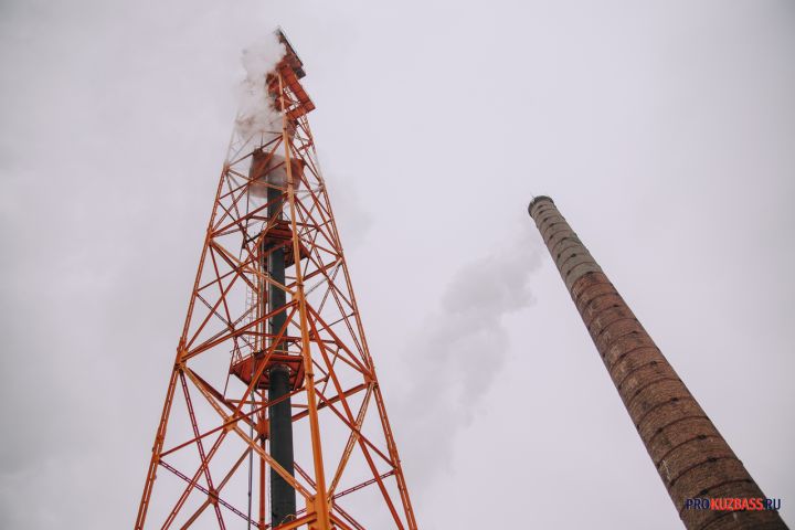 Житель Новокузнецка сообщил о плотной пыли возле НКАЗ во время прогулки