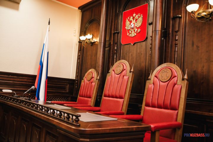 В Кузбассе расследуют дело о заведомо ложных экспертизах для карьерных самосвалов