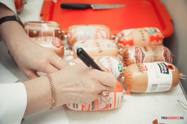 Онколог перечислил продукты, которые могут повысить риск рака: не повторяйте ошибок