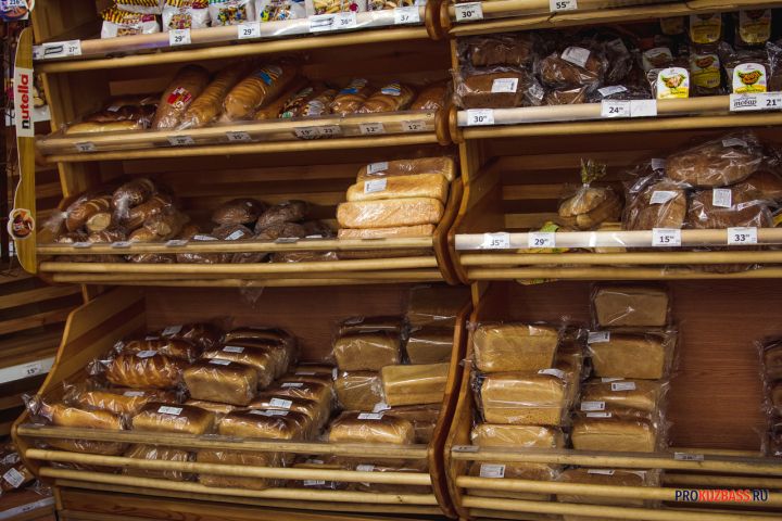 Печь самому оказалось проще, чем кажется: кулинары делятся рабочими рецептами 