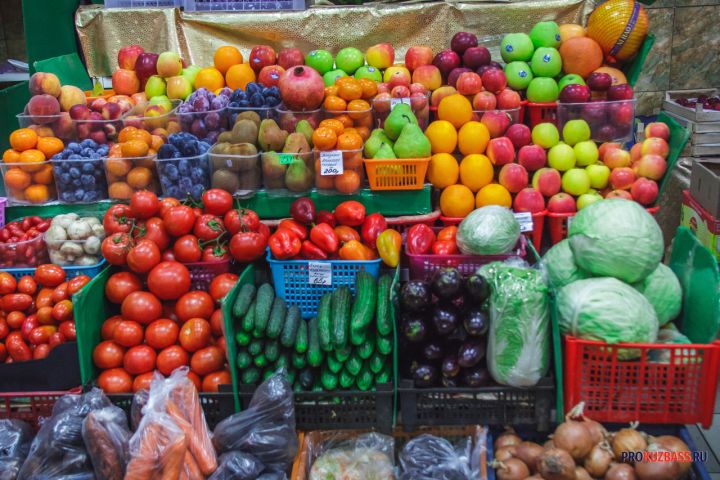 Гастроэнтеролог назвала картофель самым вредным овощем для дачного рациона