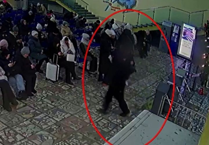 В Кемерове рецидивист с 15 судимостями ограбил посетителя автовокзала